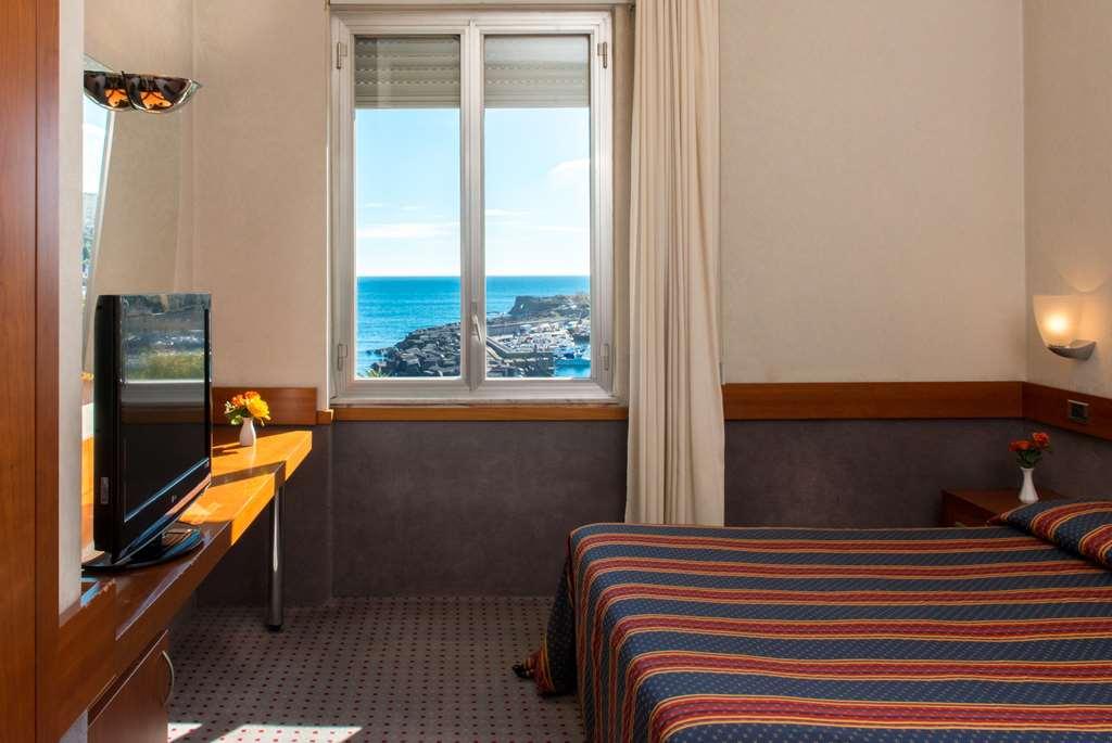 Ognina Hotel 3*